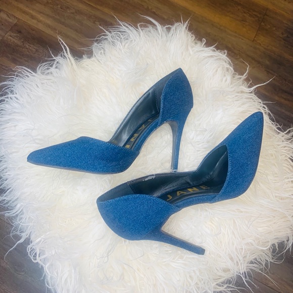 Dark Denim Pump - Picture 9 of 11